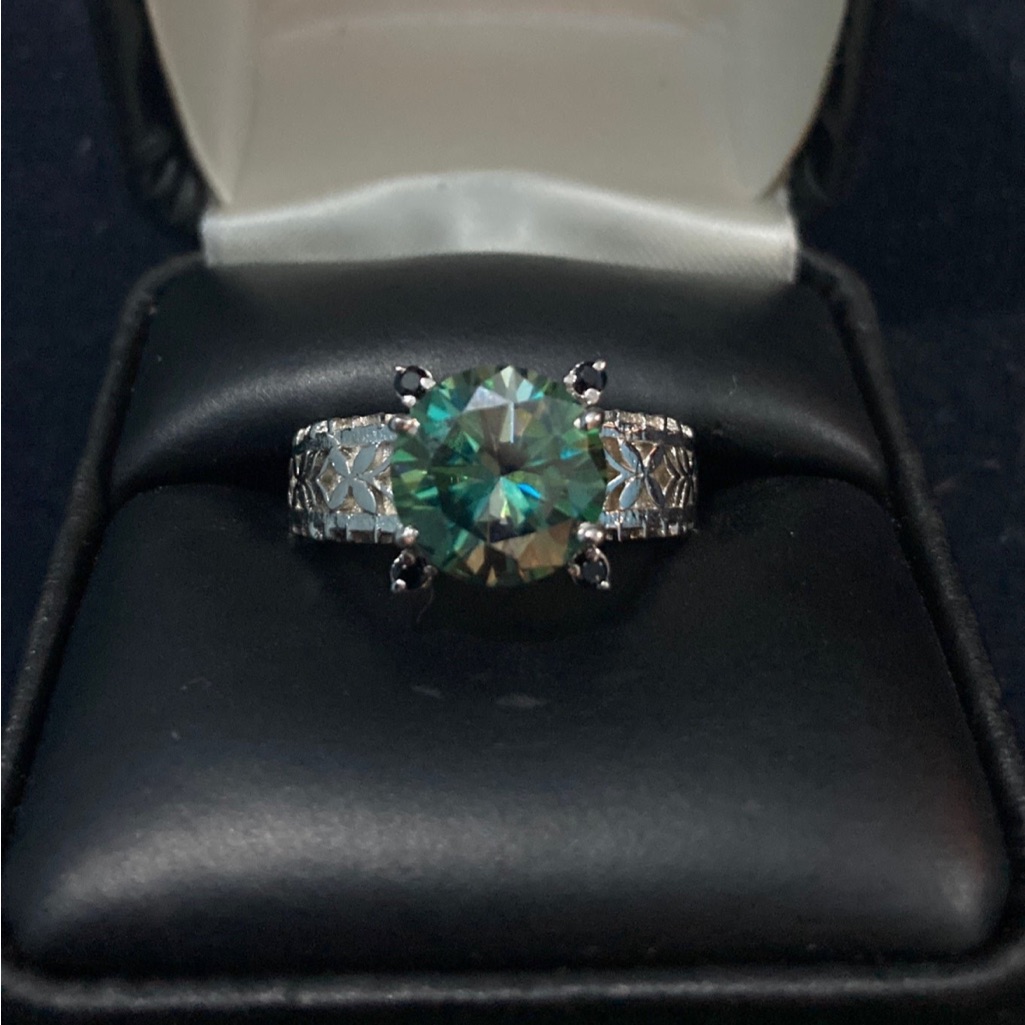 Beautiful 3.16ct Peacock Green Moissanite Diamond Filigree Ring. Size 9.5 M7